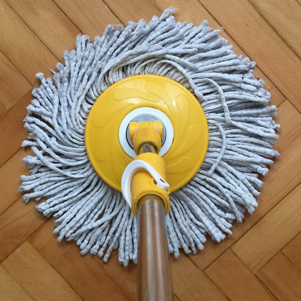 Marx_Parkettpflege-Parkett-ölen_Parkett-auffrischen-Parkett-professionell-reinigen-Holzboden-pflegen-parkett-ohne-schleifen-auffrischen
