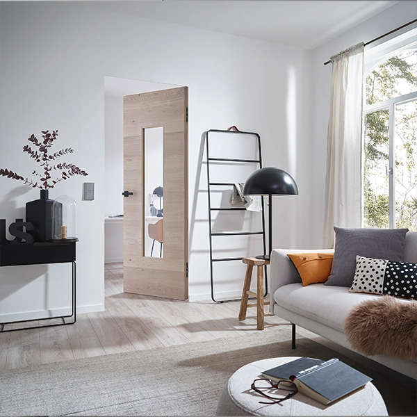 dana-flaechenbuendige-tueren-holz-modern