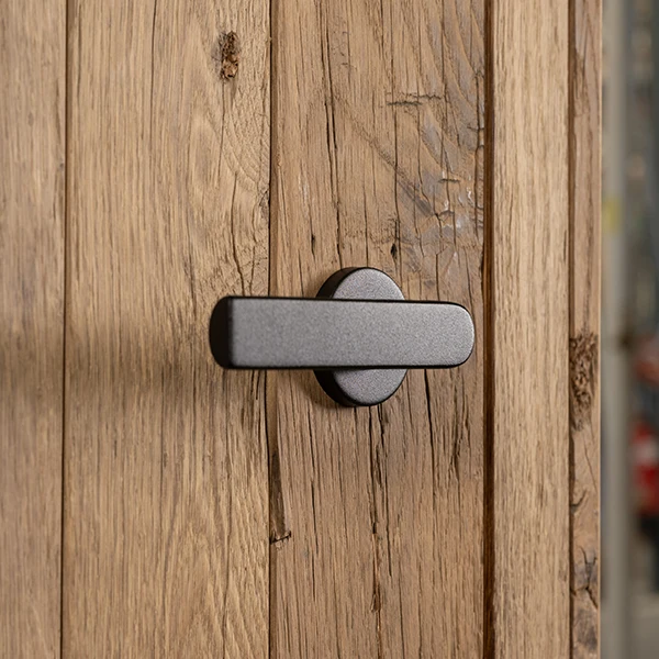 holz-haustuer-eiche-kowa-pivot-haustür-exklusiv